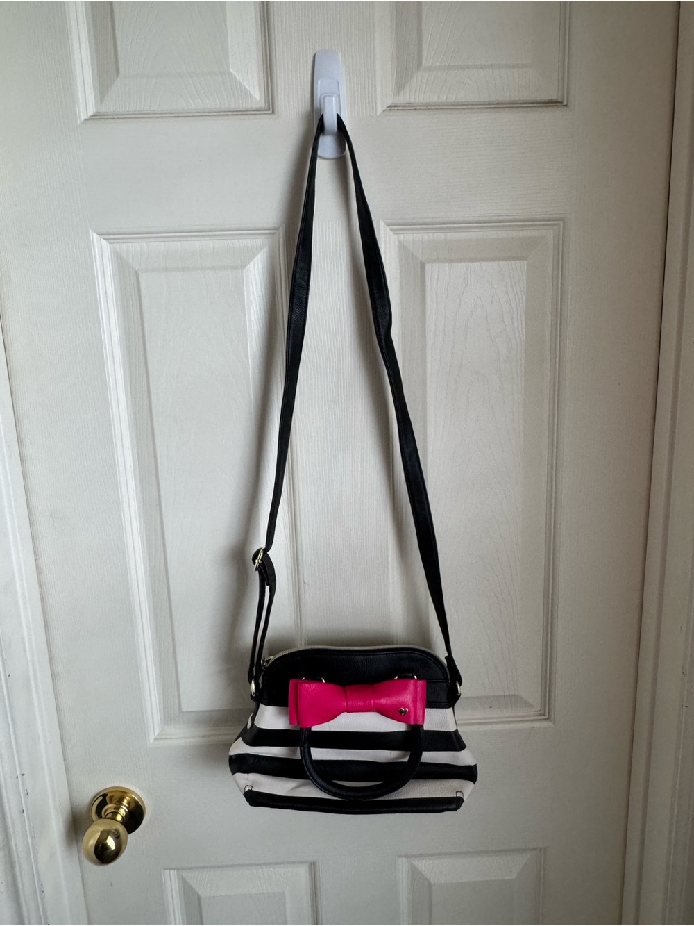 Betsey Johnson Crossbody Purse - Picture 3 of 7